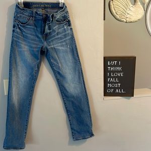 - Mens American Eagle jeans 28x32 original straight flex